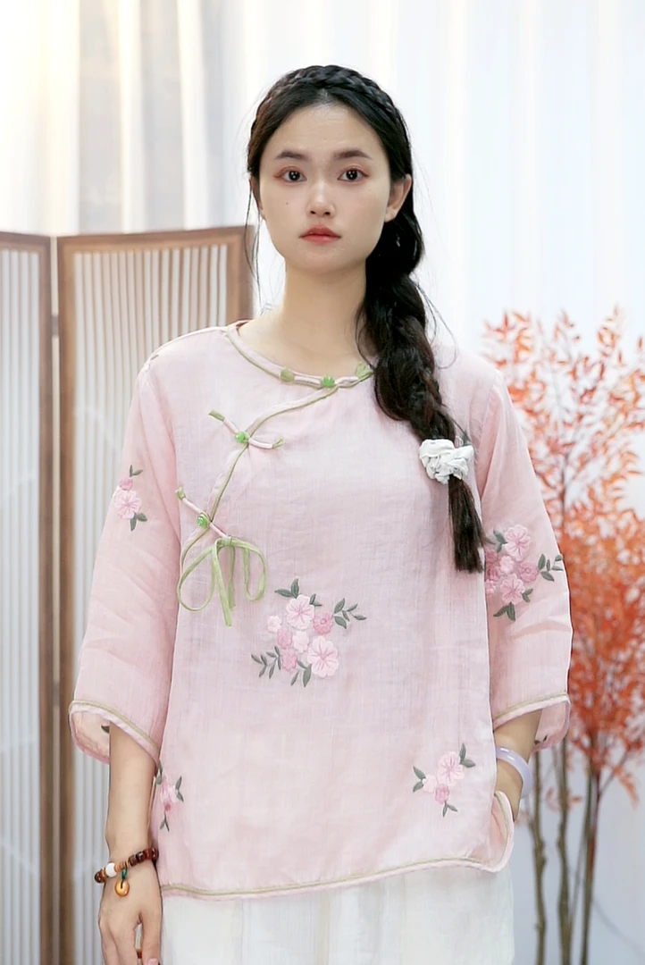 苎麻民族风新国风重工刺绣女士夏季新款七分袖宽松舒适斜襟上衣