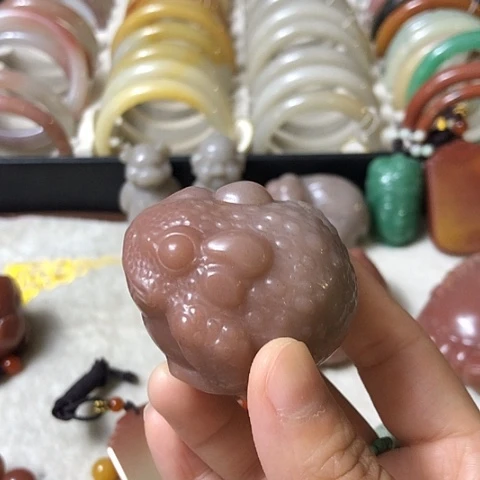 未镶嵌手把件石英质玉