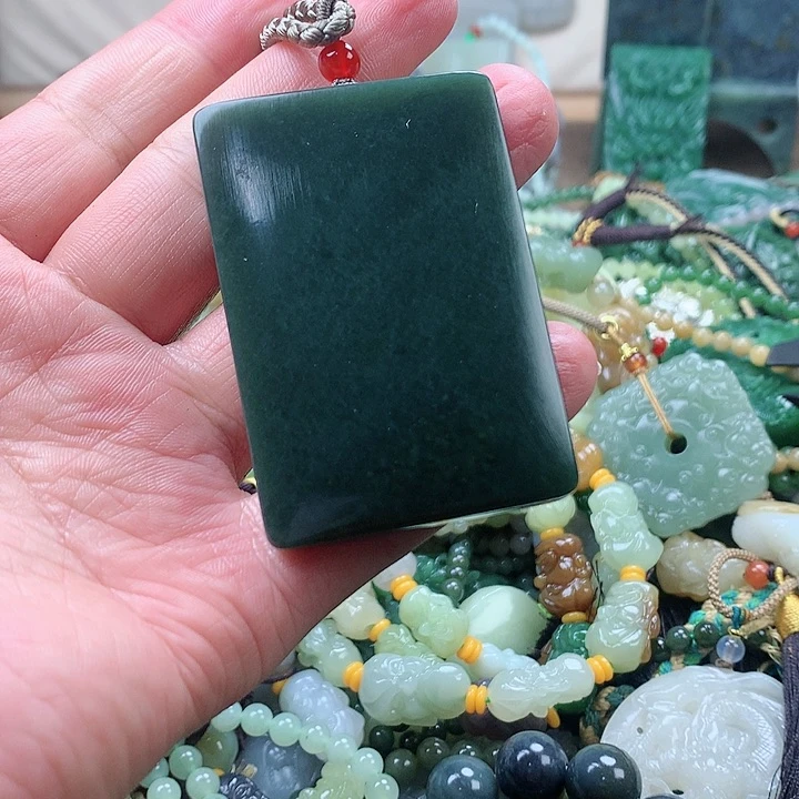 未镶嵌和田玉挂件