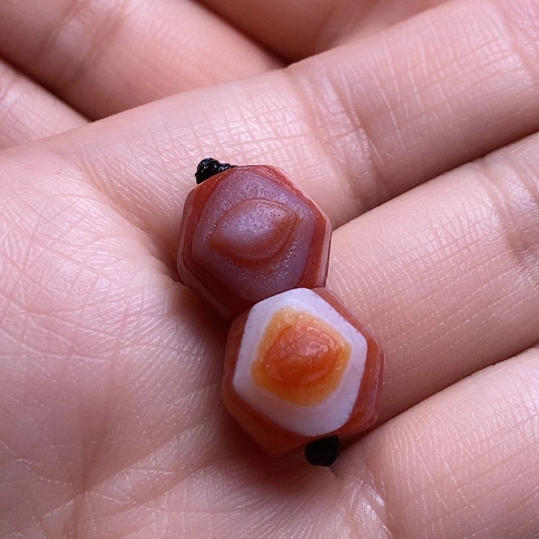 玛瑙/玉髓颈饰未镶嵌王*博