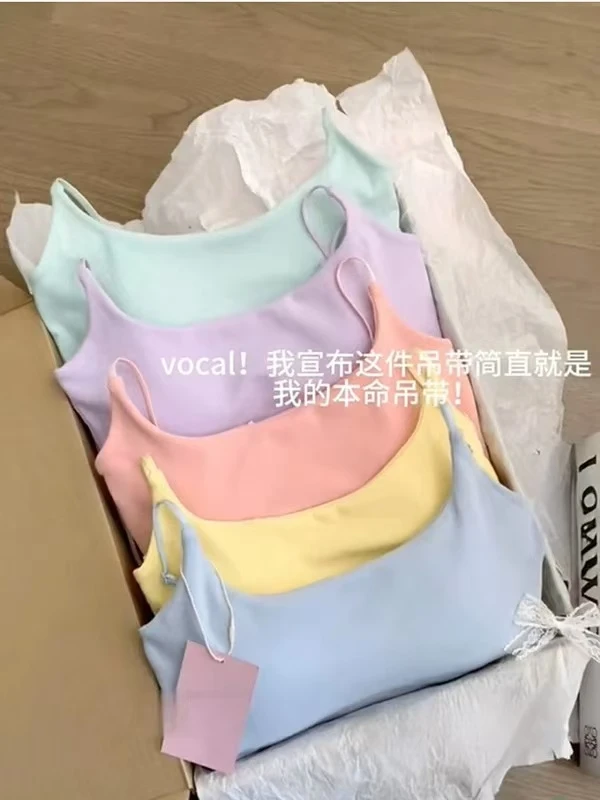 A8-2三色“细吊带”美背上衣