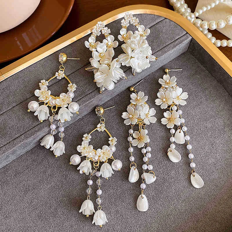 合金耳饰 新款花朵流苏耳钉女小众设计气质感耳环轻奢耳饰耳坠