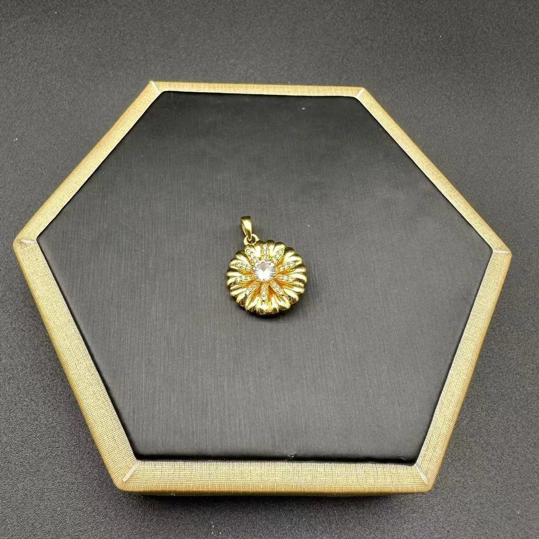 JR5008时尚小雏菊花朵吊坠