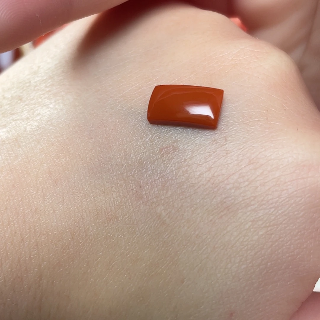 定制南红玛瑙未镶嵌