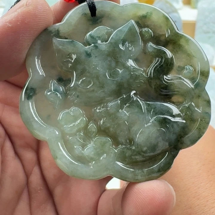 翡翠未镶嵌颈饰天然缅甸A货翡翠