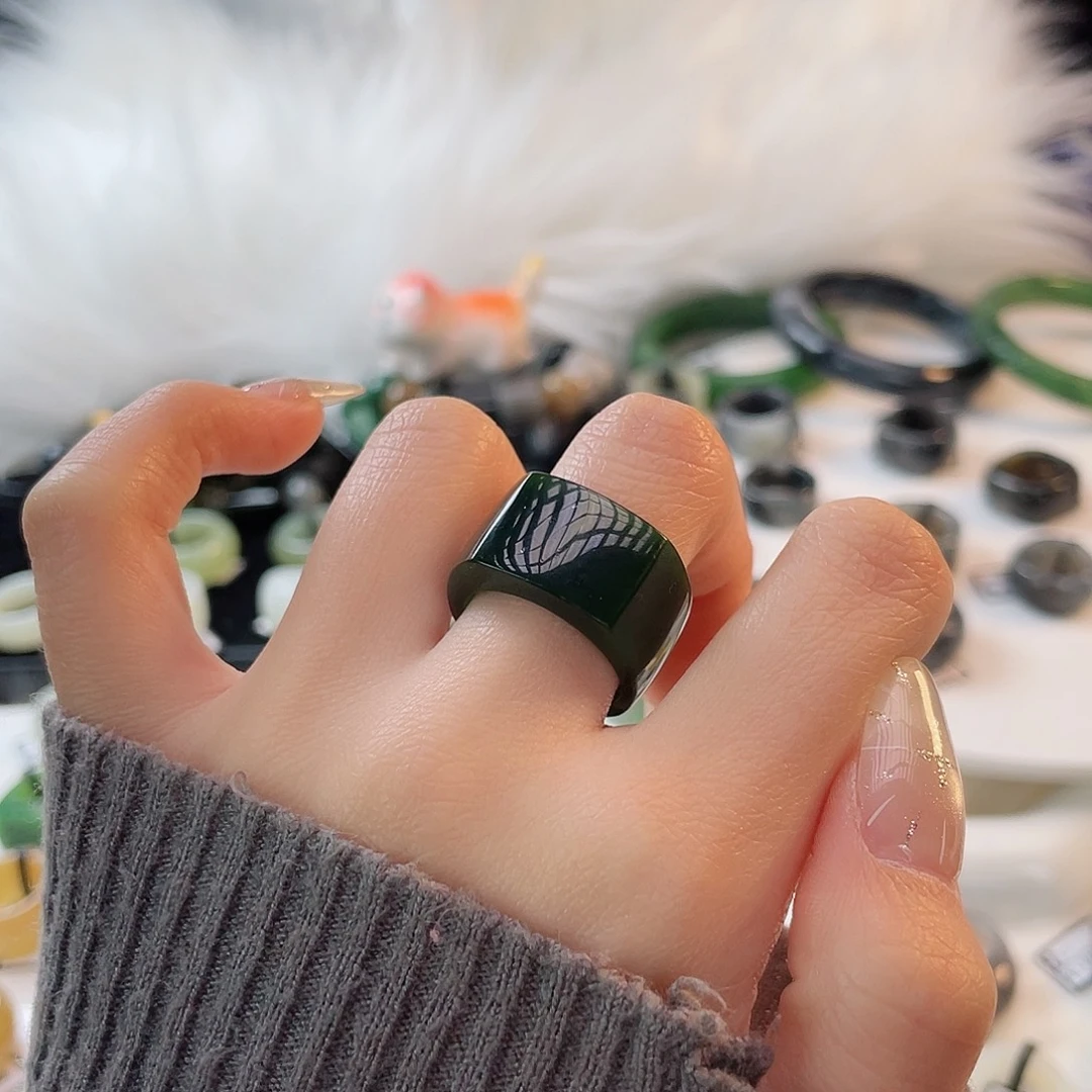 和田玉未镶嵌戒指k73 俄白红皮马鞍18.1mm