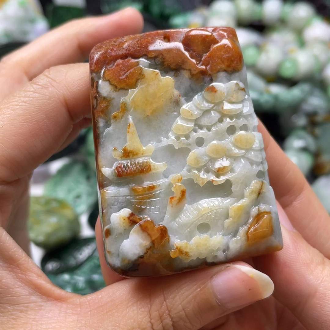 翡翠颈饰未镶嵌牌子