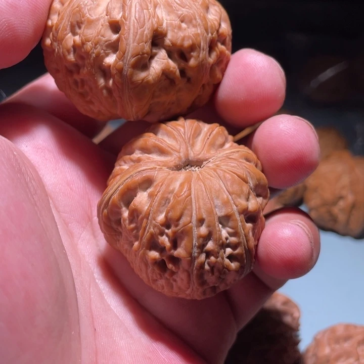 北***贵文玩核桃吊坠100呃呃呃