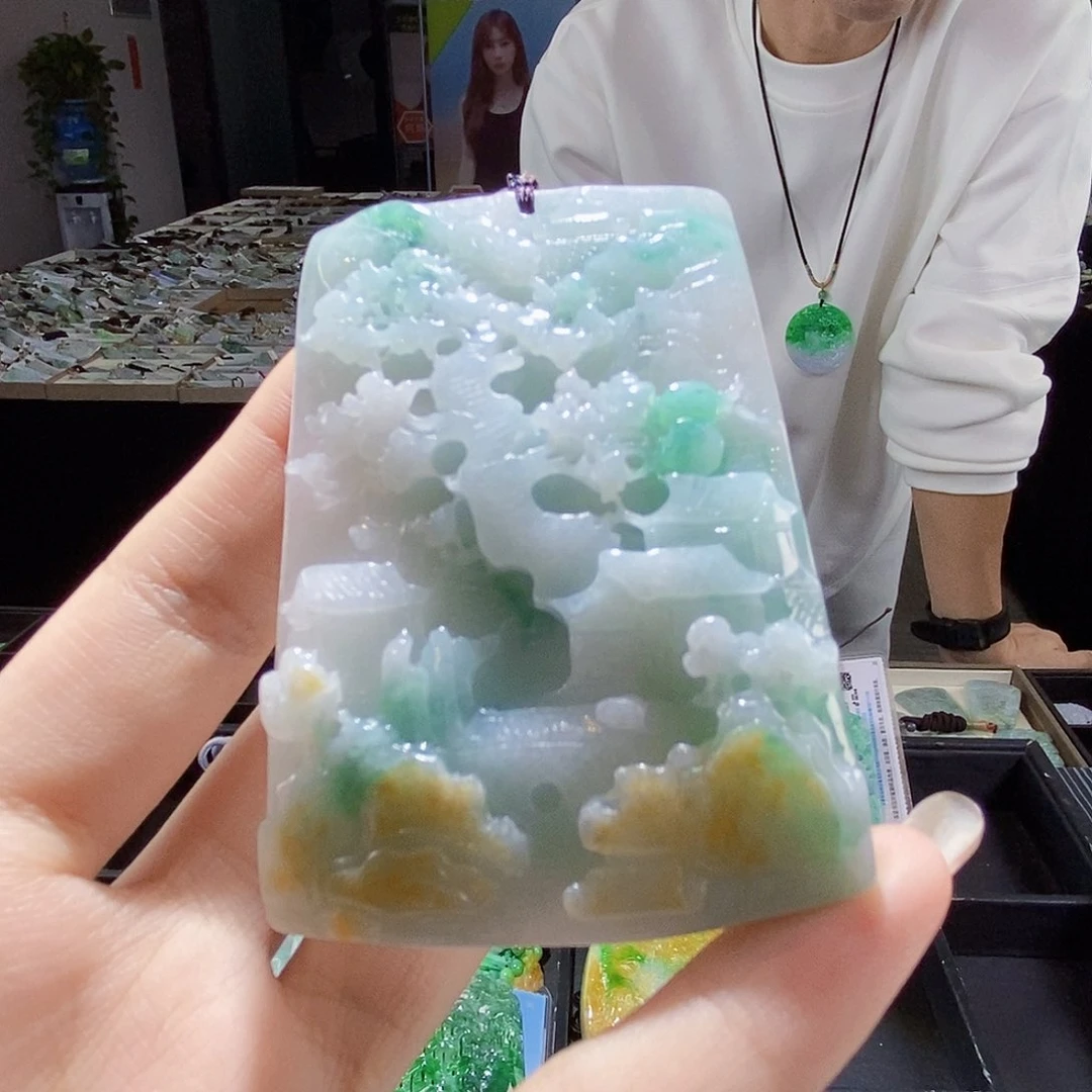 颈饰未镶嵌翡翠翡翠
