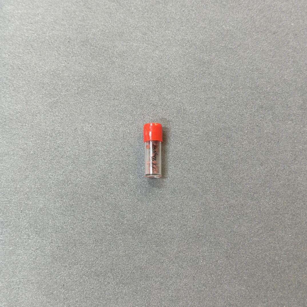 都彭打火机原装红色火石-8颗