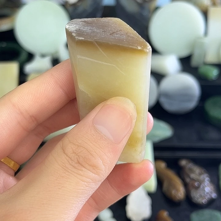 未镶嵌和田玉珠宝半成品