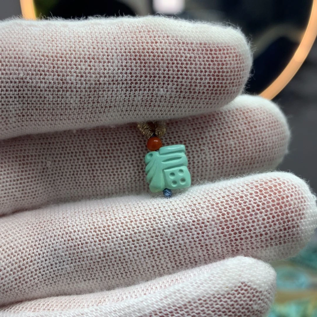 绿松石挂件未镶嵌