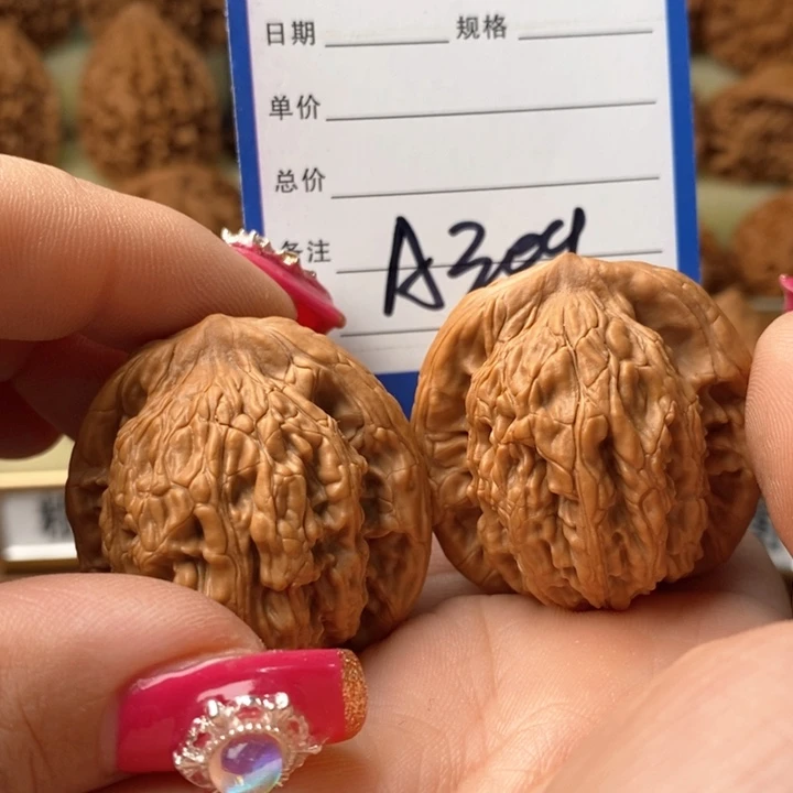 桃核吊坠亮*仔粗筋虎粗筋