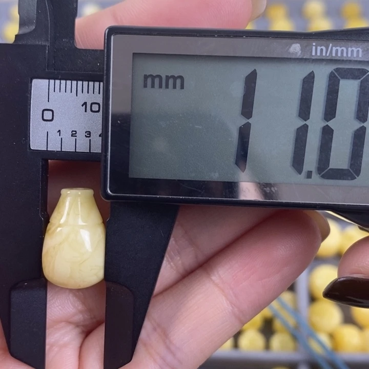 琥珀裸石未镶嵌琥珀蜜蜡2