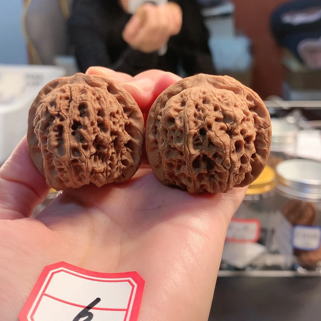 【闪购商品】吊坠文玩核桃血麒麟 41尺