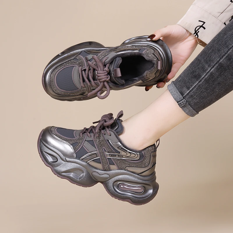 厚底水钻老爹鞋女款2025新款秋冬小个子增高显脚小复古加绒运动鞋