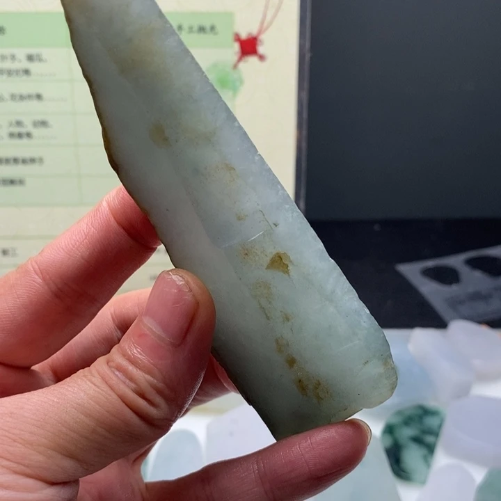 颈饰未镶嵌翡翠缅甸翡翠A货边角