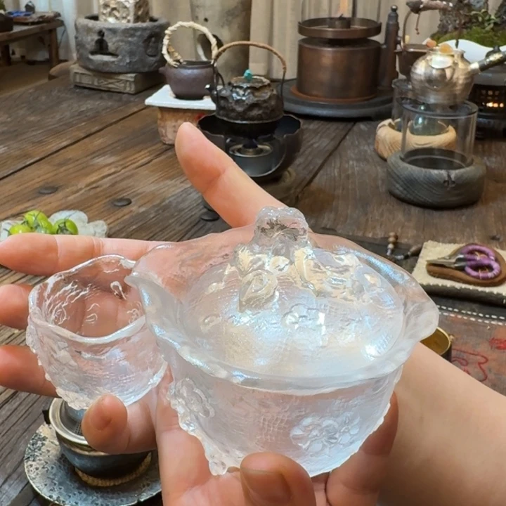 宝瓶加杯子一套茶具