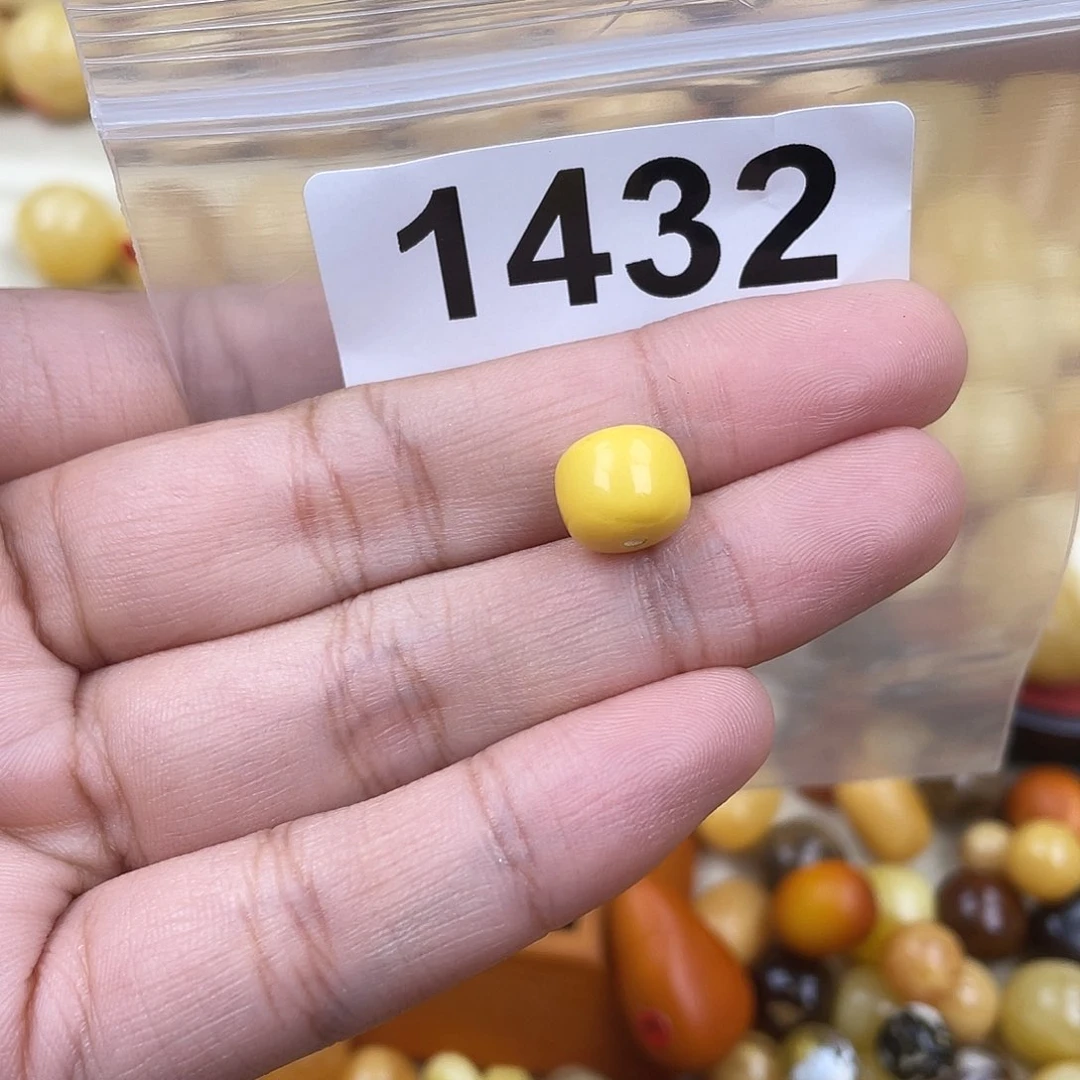 未镶嵌蜜蜡珠宝奇石10.2