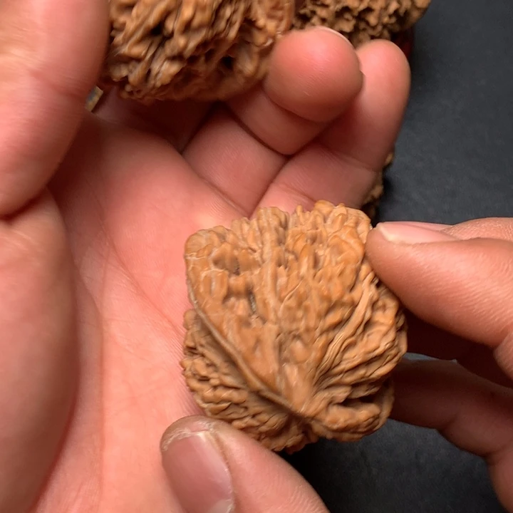 文玩核桃把件42四座楼800