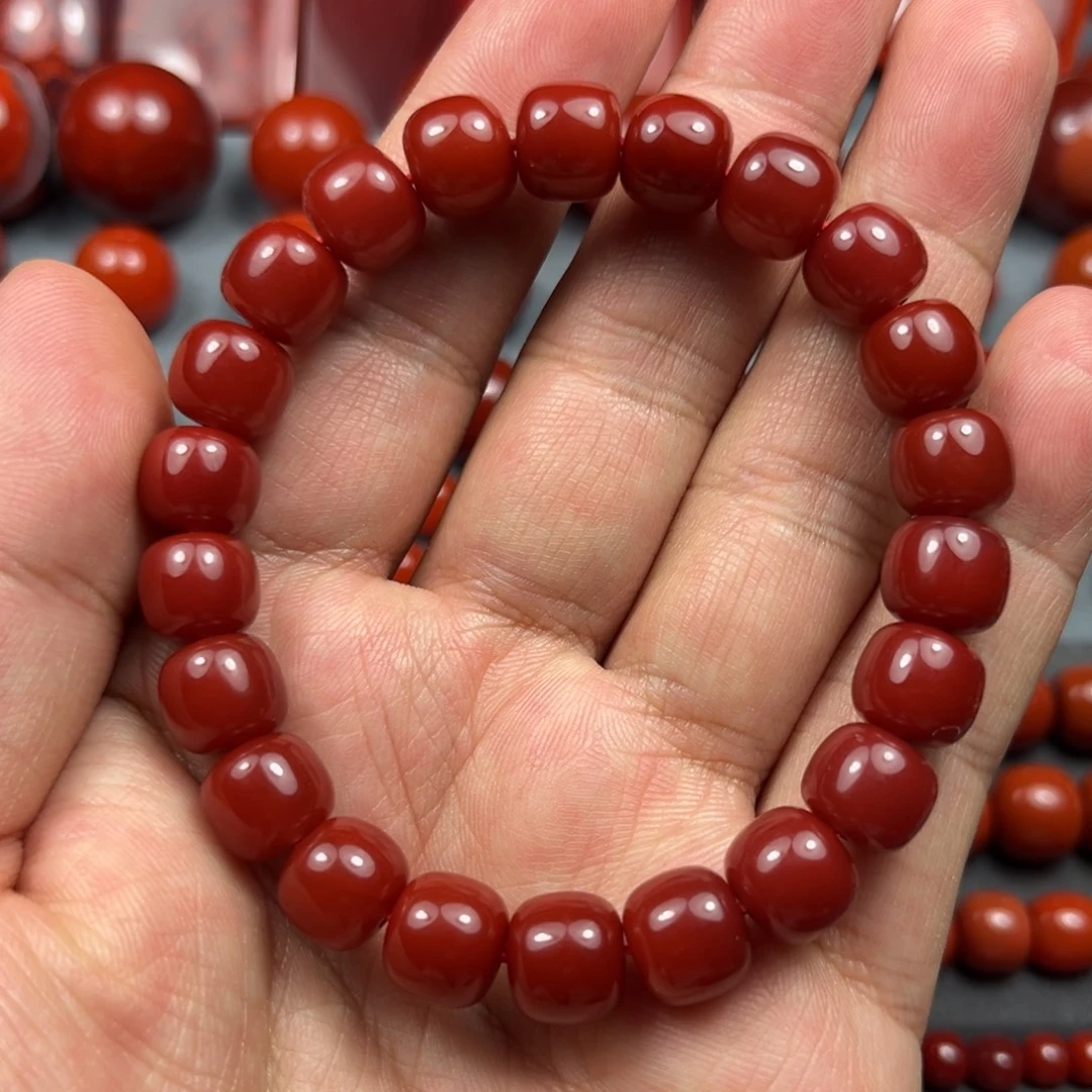 南红玛瑙未镶嵌珠宝奇石尺寸10/9牛血红