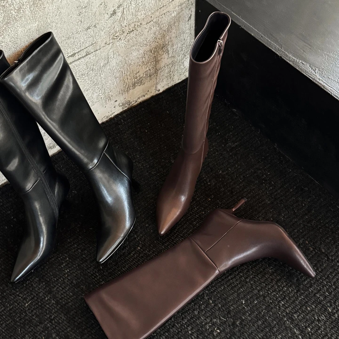 尖头细跟真皮高筒长靴女2025秋冬新款棕色高跟显瘦不过膝骑士靴子