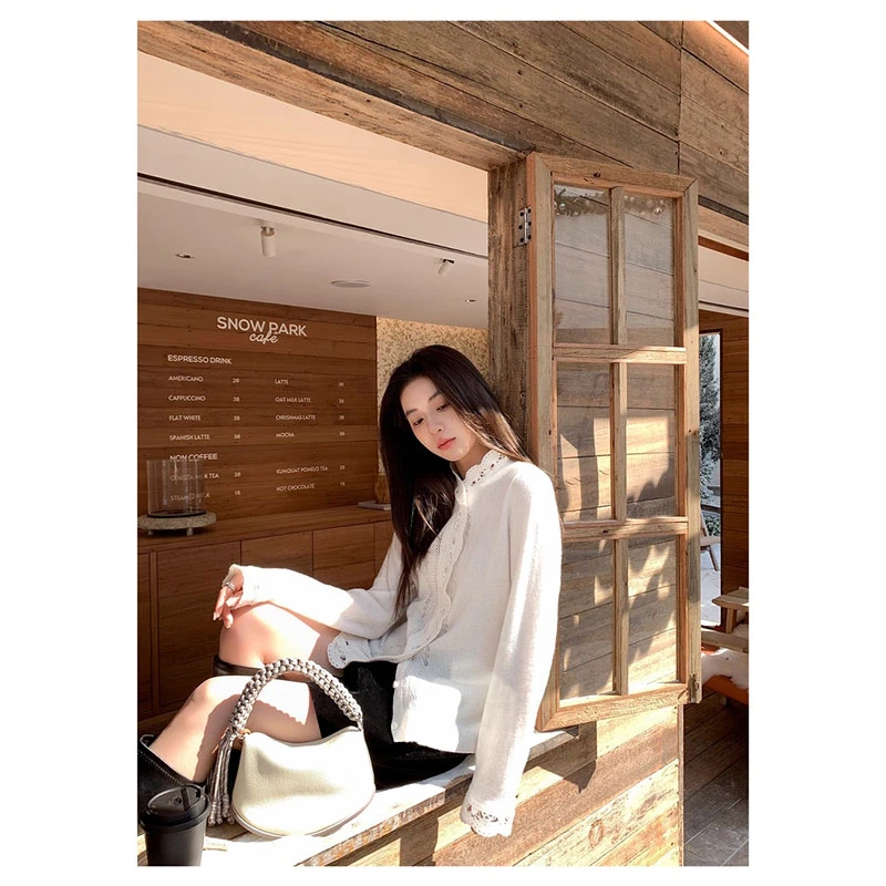 2025秋季时尚设计感慵懒风修身显瘦薄款上衣百搭休闲高腰短裤套装