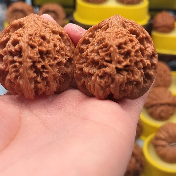 文玩核桃吊坠满天星42