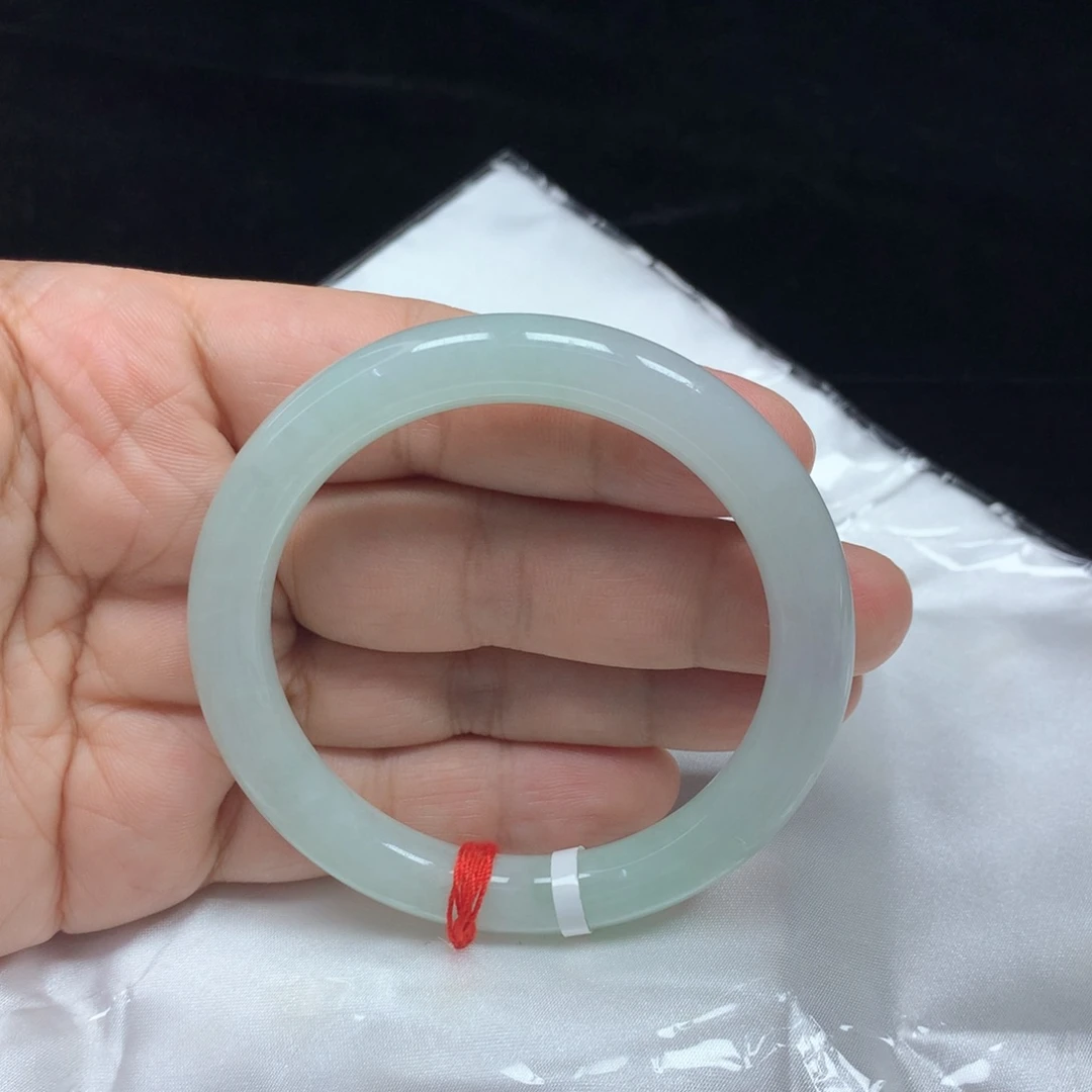 翡翠未镶嵌手镯54