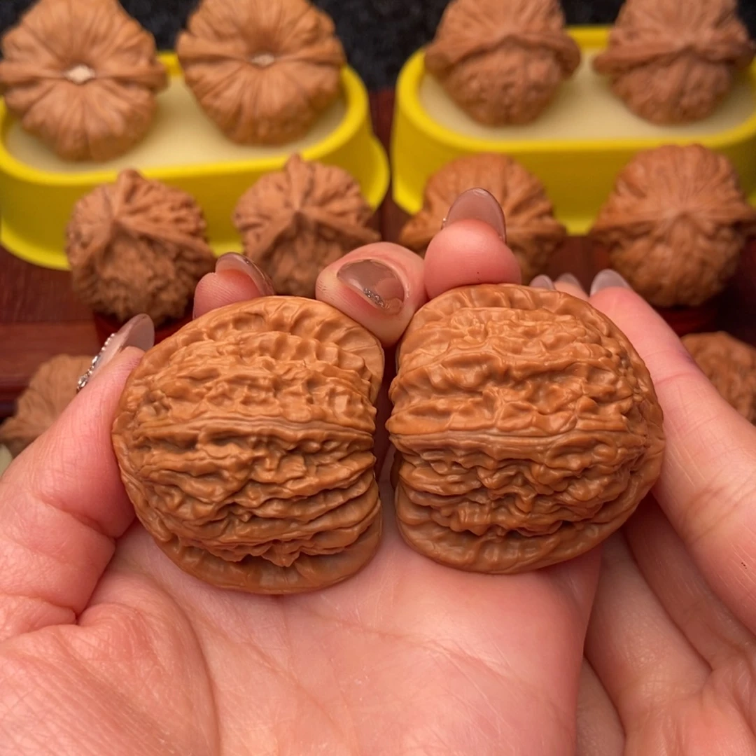 把件文玩核桃路*啊41三角白