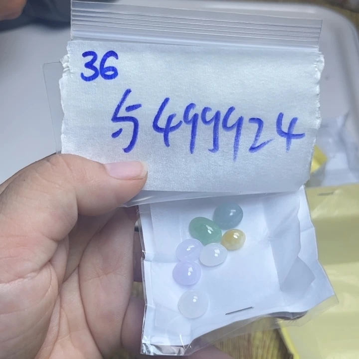 与***冯未镶嵌定制翡翠不退