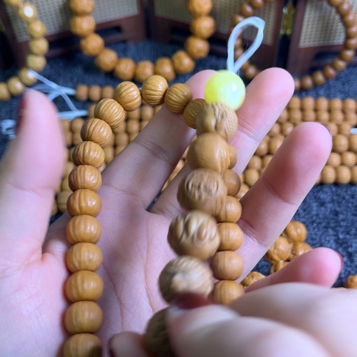 焦***）手串猴头核桃111111111111111