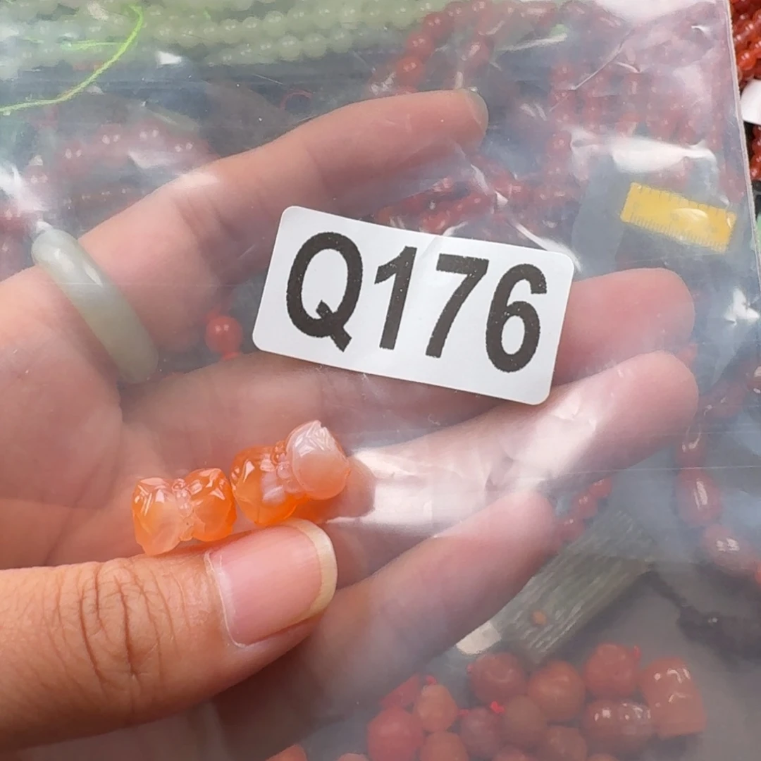 南红玛瑙未镶嵌珠宝奇石9