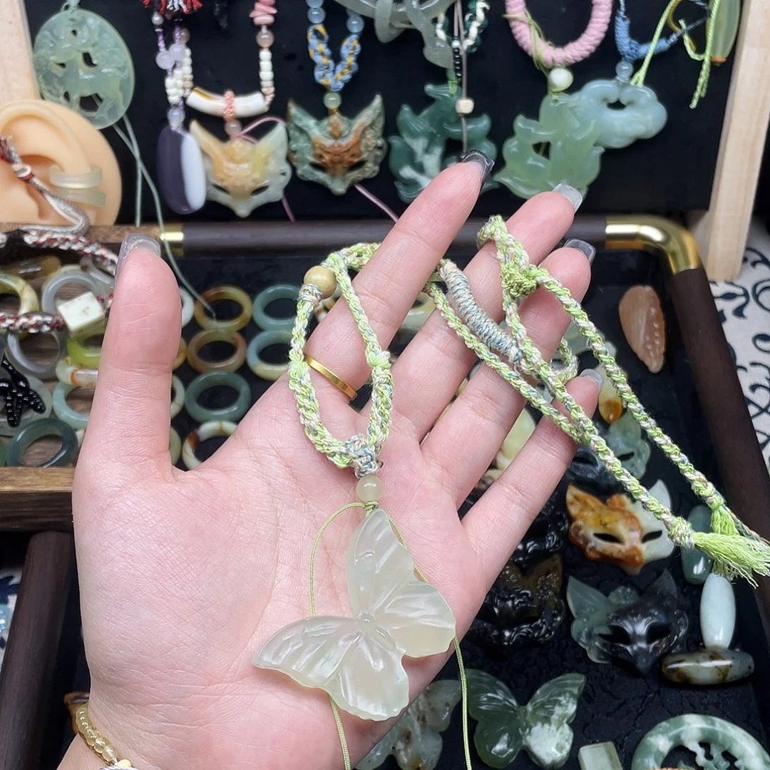 蛇纹石玉未镶嵌颈饰福利