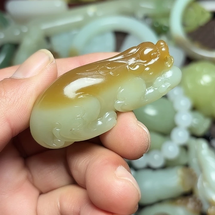 和田玉（糖玉）未镶嵌手镯