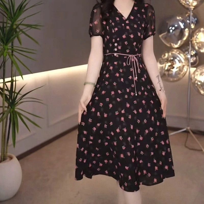 冰莉丝连衣裙2025夏季新款女装时尚气质减龄修身显瘦遮肉洋气裙子