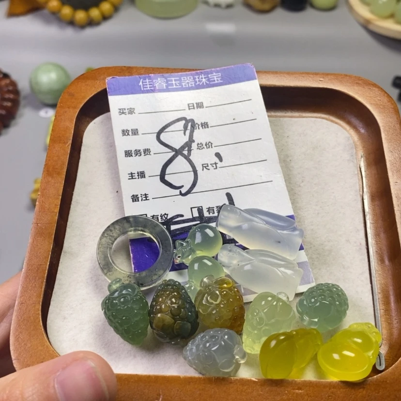 【闪购商品】蛇纹石玉未镶嵌吊坠(不含链)万**法