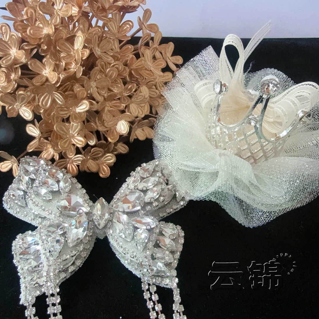 云锦家高级配饰皇冠蝴蝶流苏高级感小众饰品