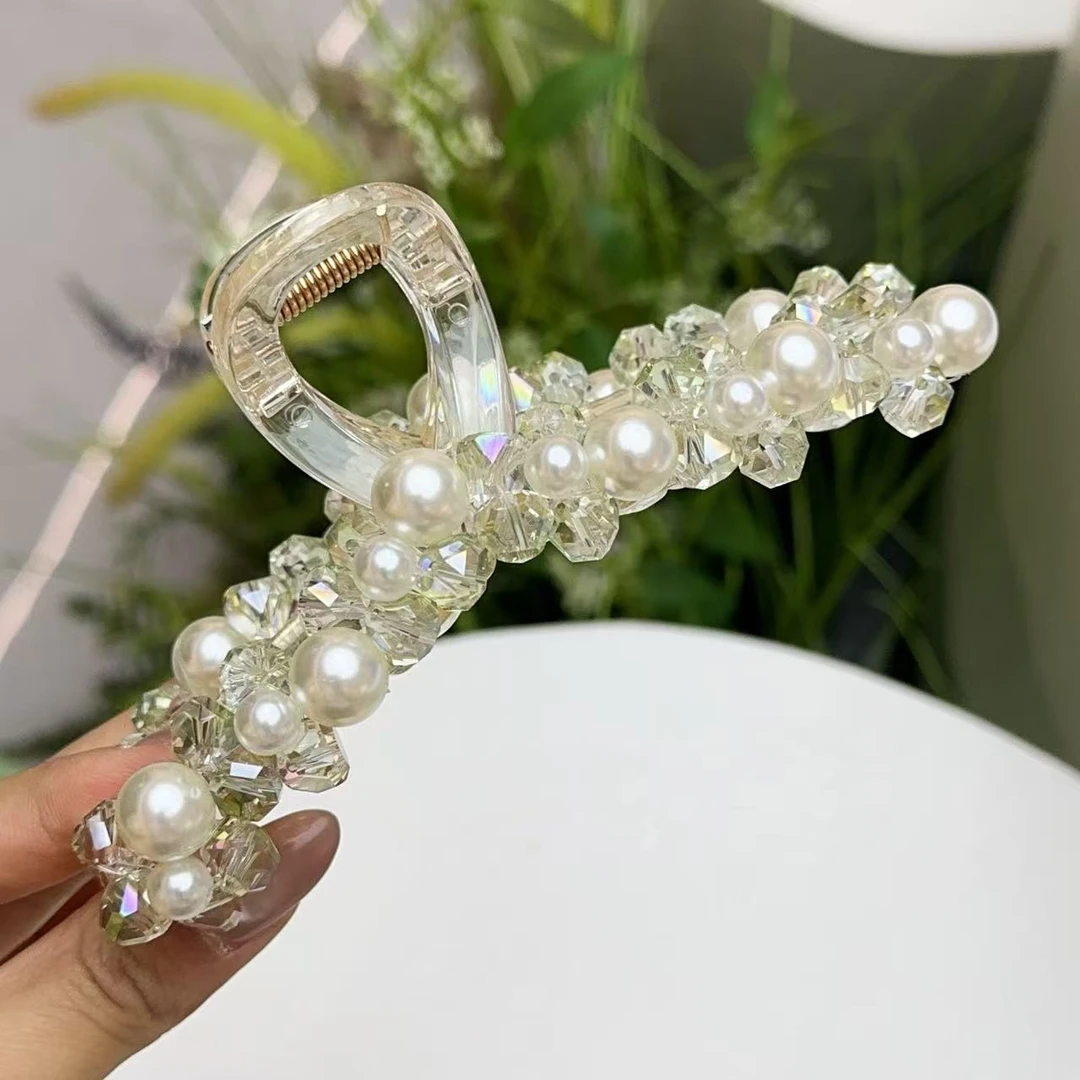 精品水晶韩系轻奢原创重工绿色十三公分抓夹1824