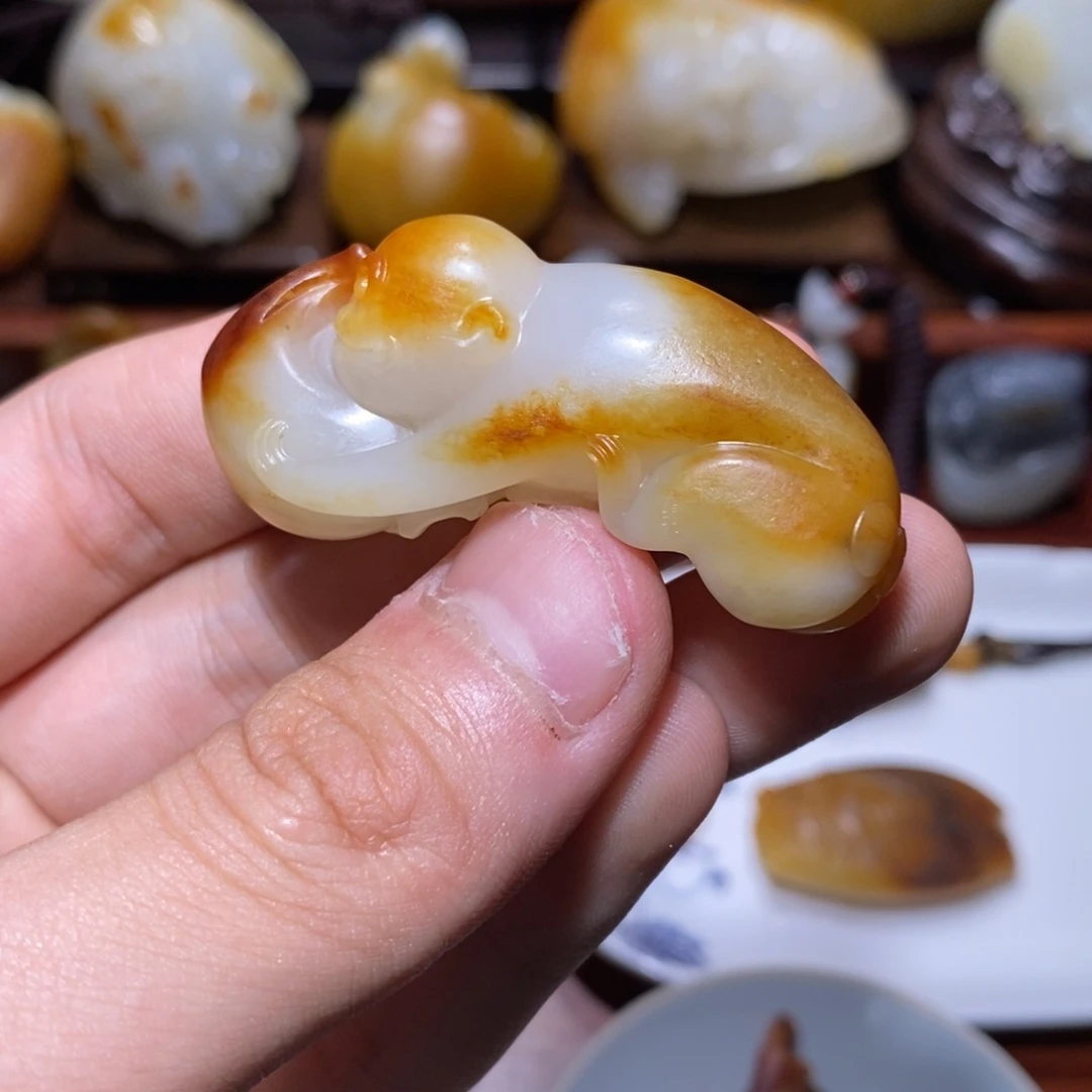 和田玉（子料）未镶嵌颈饰