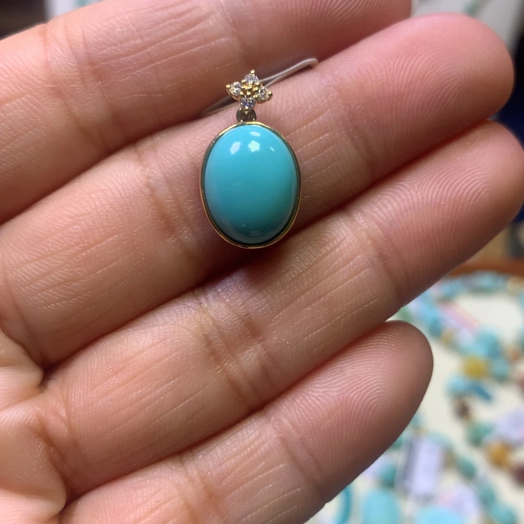 绿松石18K金镶嵌挂件