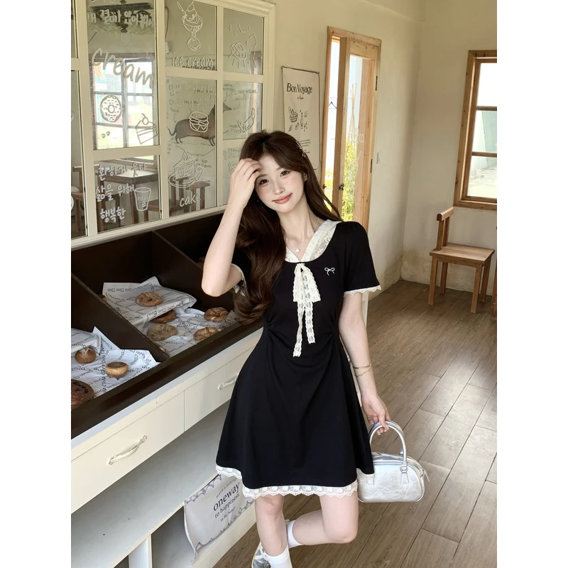 2025夏季新款胖mm大码女蕾丝拼接蝴蝶结V领连衣裙法式温柔风裙子