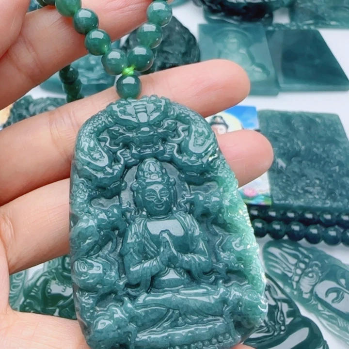 翡翠未镶嵌颈饰多样性发货天然A货翡翠