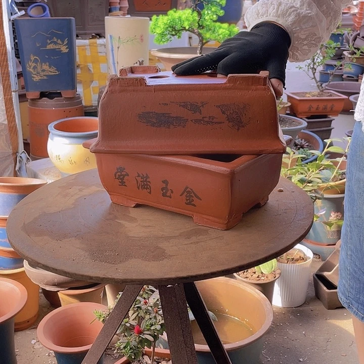 宜兴紫砂红马槽26-26