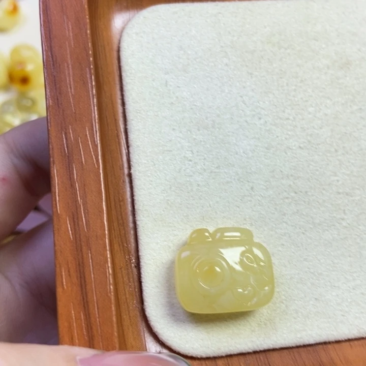 琥珀未镶嵌珠宝奇石照相机全品