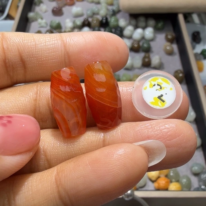 和田玉未镶嵌珠宝奇石