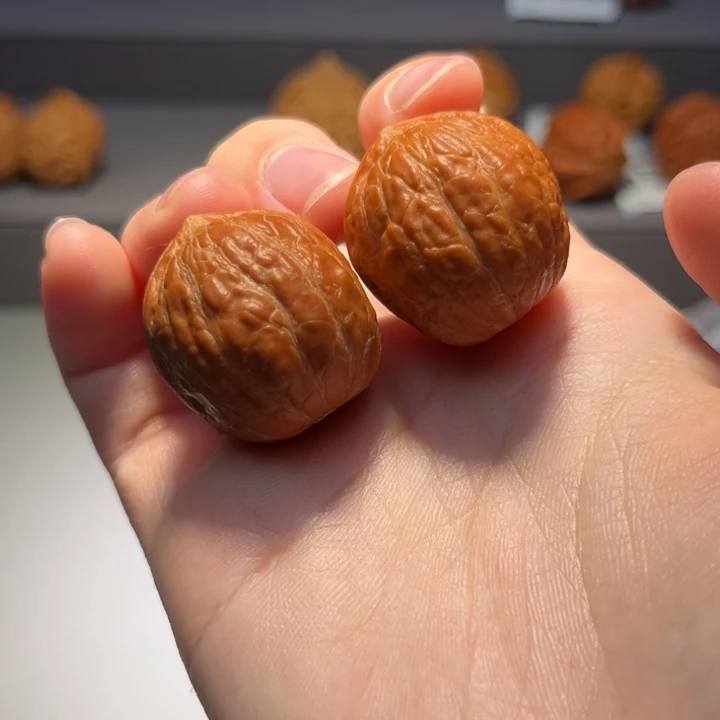 文玩核桃把件石子657