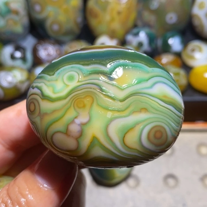 玛瑙/玉髓未镶嵌珠宝半成品