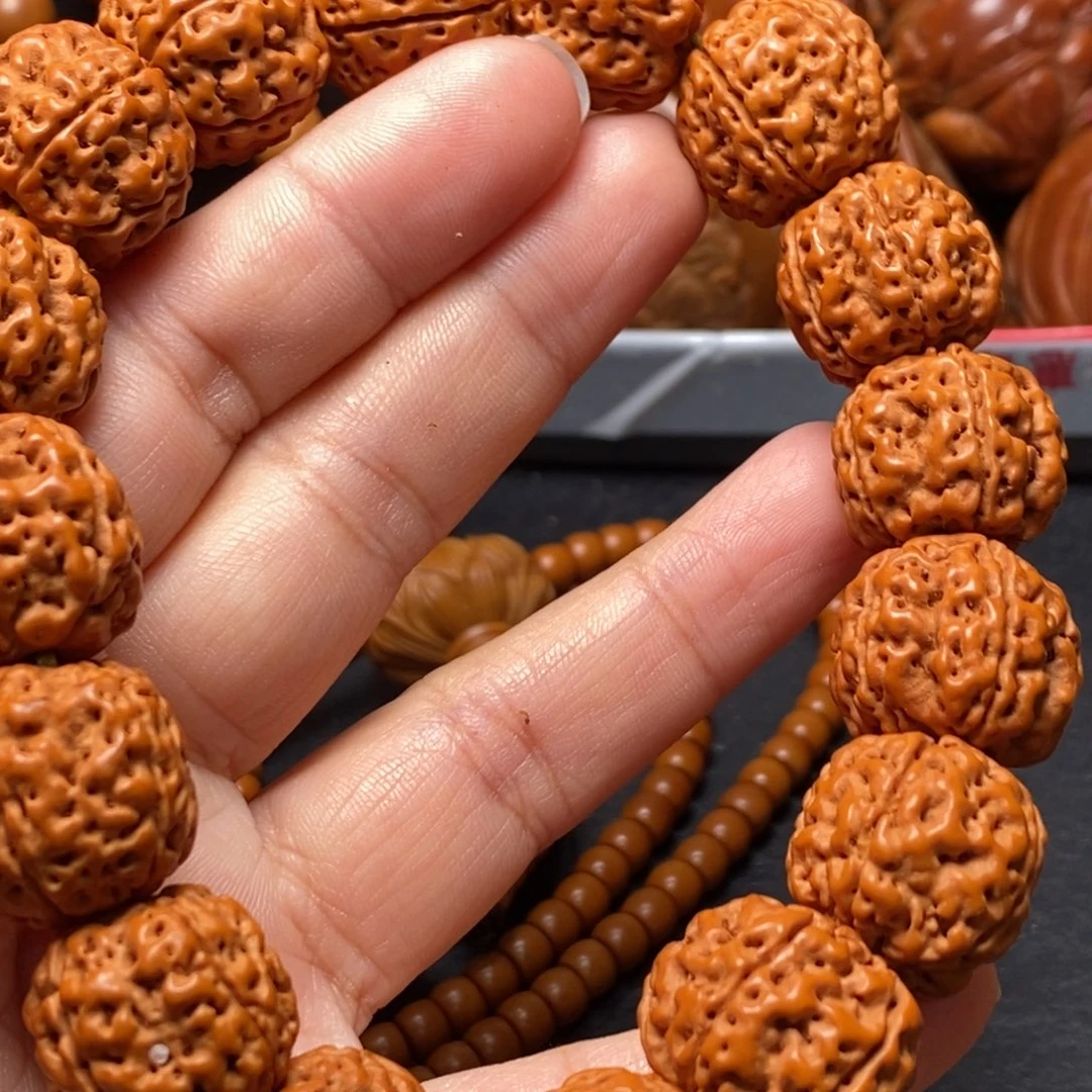 吊坠猴头核桃猴头