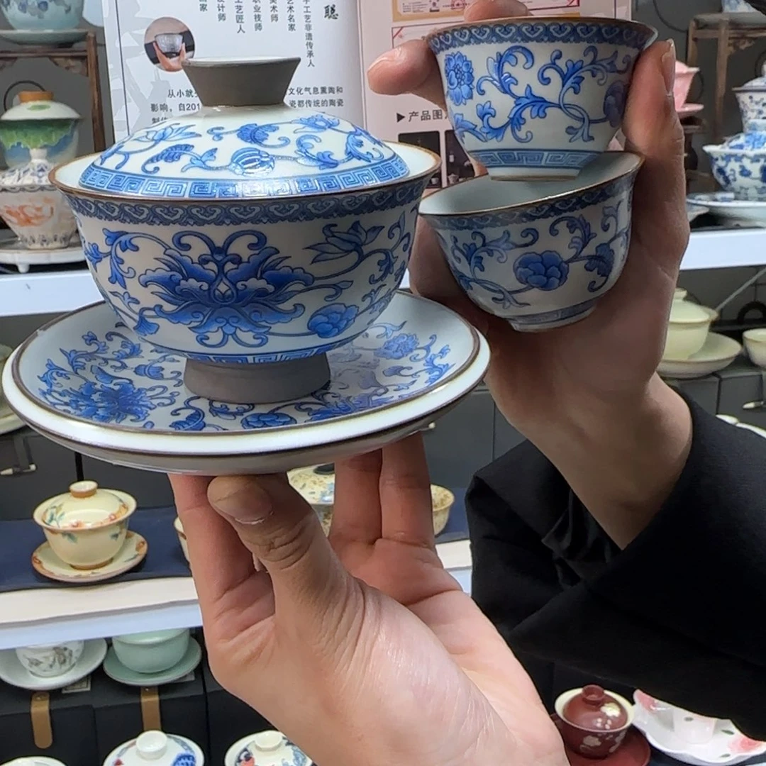 高温下的高温天气使人心情